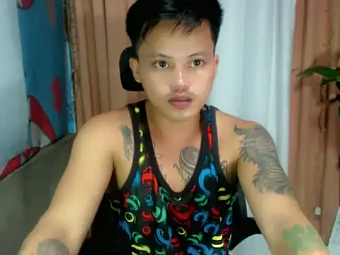 Snapshot of urhotfucker13 chatting on 10-21-25, 03:02 urhotfucker13 online show from 10-21-25, 03:02