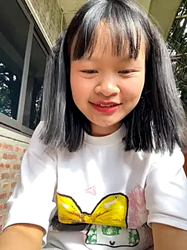 Daisy018 online show from 10-17-25, 01:53