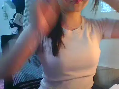 Linzly online show from 11-30-25, 02:59