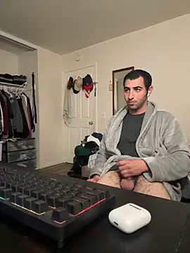 Snapshot of Sj61799 chatting on 12-02-25, 01:11 Sj61799 online show from 12-02-25, 01:11