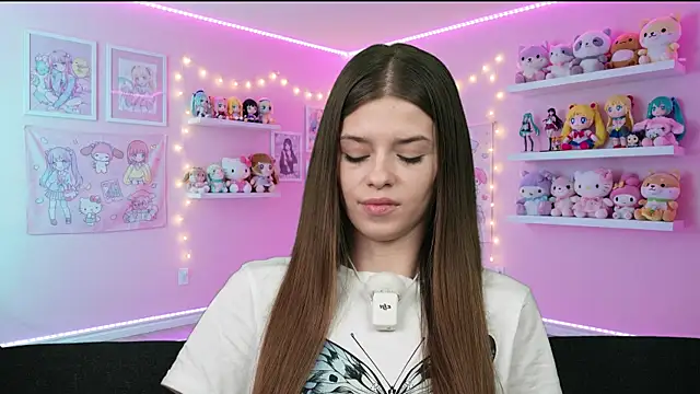 Snapshot of sukie_spooky chatting on 04-08-26, 12:38 sukie spooky online show from 04-08-26, 12:38