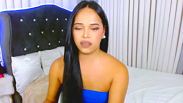 Snapshot of Lorainnelustts chatting on 09-25-25, 06:11 Lorainnelustts online show from 09-25-25, 06:11