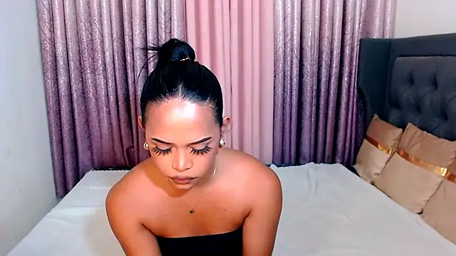 Snapshot of Lorainnelustts chatting on 10-28-25, 03:10 Lorainnelustts online show from 10-28-25, 03:10