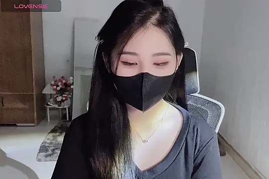    Daisy    online show from 01-06-26, 06:33