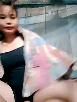 CloudyChu online show from 10-24-25, 02:19