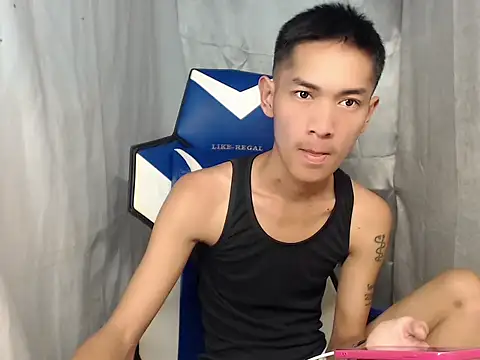 riks tyler online show from 04-08-26, 07:36