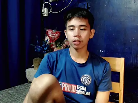 Snapshot of urasianbigcock chatting on 11-04-25, 01:32 urasianbigcock online show from 11-04-25, 01:32