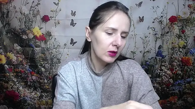 KarinaSwann online show from 09-30-25, 06:07
