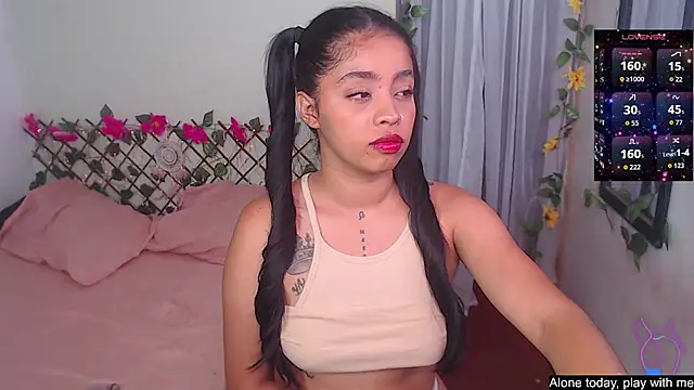 Snapshot of Angie_Lee01 chatting on 11-10-25, 02:16 Angie Lee01 online show from 11-10-25, 02:16