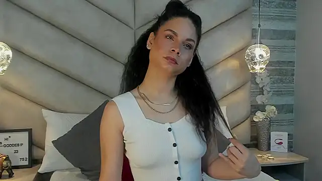 AgathaMendoza online show from 09-17-25, 08:32