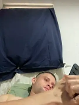 Snapshot of monocams chatting on 04-05-26, 09:34 monocams online show from 04-05-26, 09:34