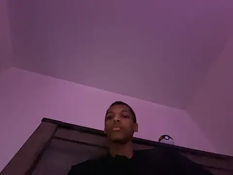 Snapshot of zeeeky_33deep chatting on 04-16-26, 05:30 zeeeky 33deep online show from 04-16-26, 05:30