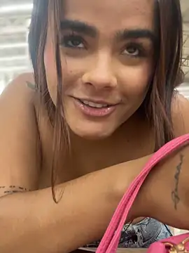 Snapshot of Kaily_Sweet16 chatting on 10-08-25, 08:50 Kaily Sweet16 online show from 10-08-25, 08:50