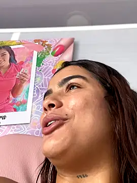 Snapshot of Kaily_Sweet16 chatting on 10-17-25, 03:47 Kaily Sweet16 online show from 10-17-25, 03:47