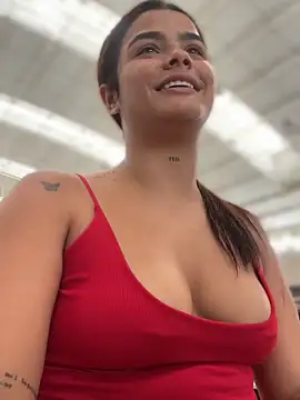 Snapshot of Kaily_Sweet16 chatting on 10-20-25, 05:57 Kaily Sweet16 online show from 10-20-25, 05:57