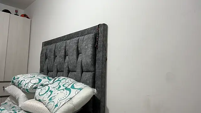 Sophia copper online show from 09-15-25, 03:39
