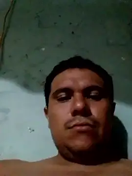 Snapshot of Luk909090 chatting on 09-19-25, 07:54 Luk909090 online show from 09-19-25, 07:54