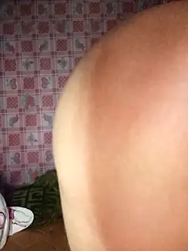 Snapshot of Ladygirl_x chatting on 10-28-25, 06:54 Ladygirl x online show from 10-28-25, 06:54