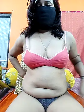 Hotpuja25 online show from 11-09-25, 04:00
