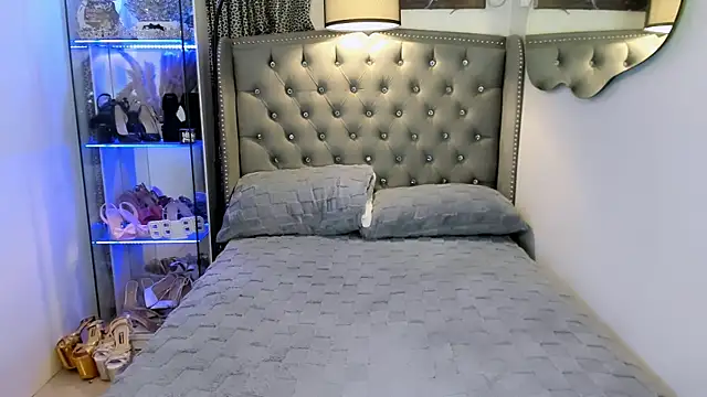 Lars empress online show from 10-09-25, 08:34