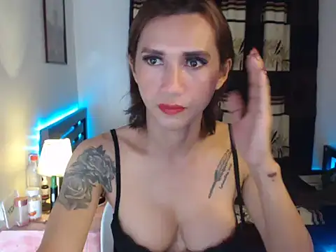 hottielicious slut69 online show from 10-28-25, 12:09