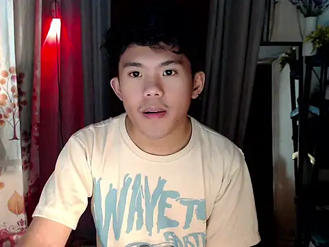 Snapshot of twink_asianbunny chatting on 09-28-25, 03:17 twink asianbunny online show from 09-28-25, 03:17