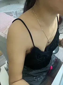 Mina048 online show from 10-13-25, 04:01