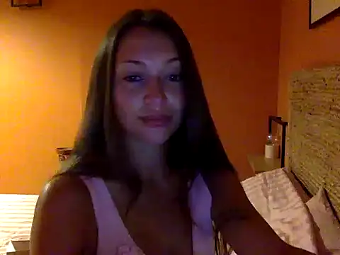 Snapshot of Sainaa1 chatting on 09-24-25, 10:35 Sainaa1 online show from 09-24-25, 10:35