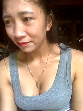 ThiHa003 online show from 10-07-25, 04:42