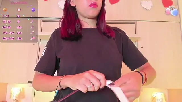 CamiGox online show from 10-24-25, 08:05