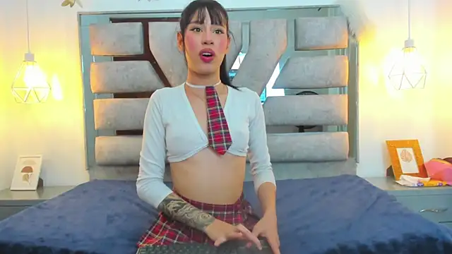 RoxanneCrush  online show from 11-28-25, 09:06