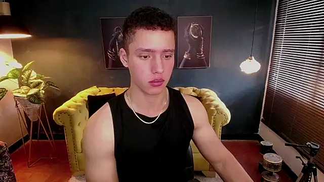 Snapshot of deivid_parker chatting on 10-13-25, 03:01 deivid parker online show from 10-13-25, 03:01