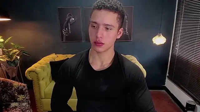 Snapshot of deivid_parker chatting on 10-18-25, 01:34 deivid parker online show from 10-18-25, 01:34