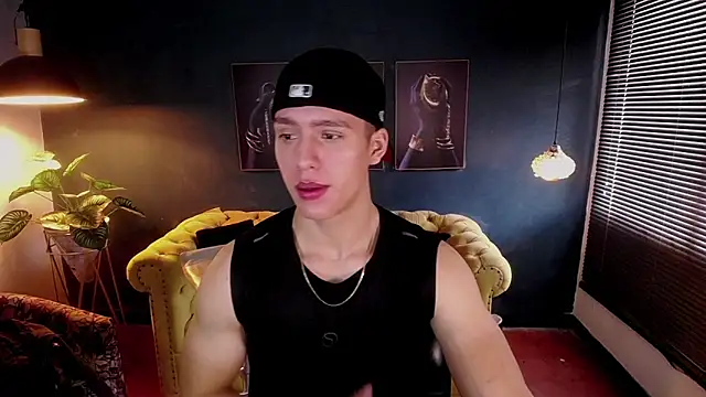 Snapshot of deivid_parker chatting on 11-07-25, 02:28 deivid parker online show from 11-07-25, 02:28