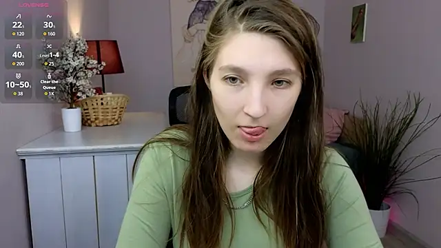 Snapshot of Mia_Myles chatting on 10-19-25, 10:16 Mia Myles online show from 10-19-25, 10:16