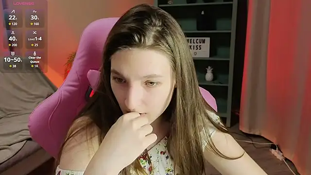 Snapshot of Mia_Myles chatting on 11-11-25, 10:15 Mia Myles online show from 11-11-25, 10:15