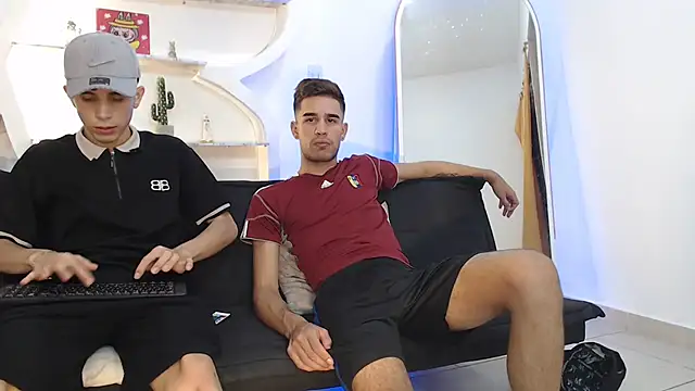 RED EMPIRE online show from 10-26-25, 01:55