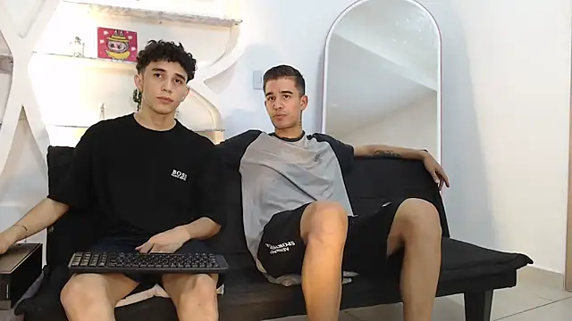 RED EMPIRE online show from 11-03-25, 01:40