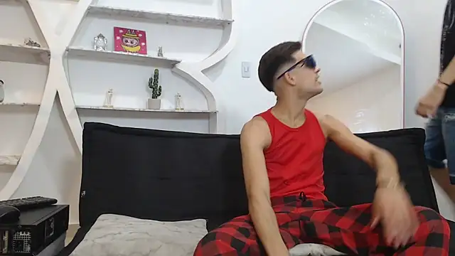 RED EMPIRE online show from 11-08-25, 01:17