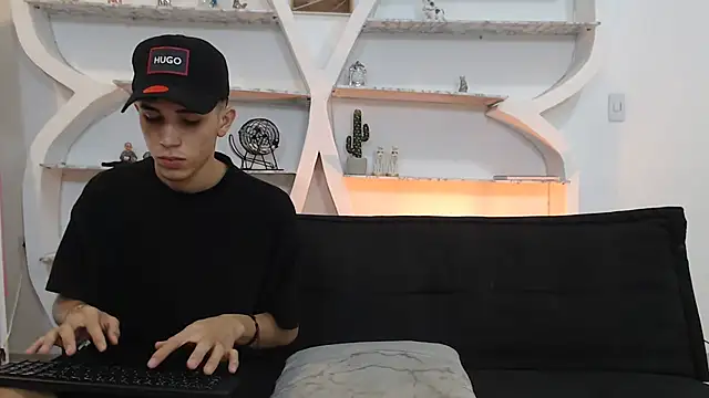 RED EMPIRE online show from 11-13-25, 01:26