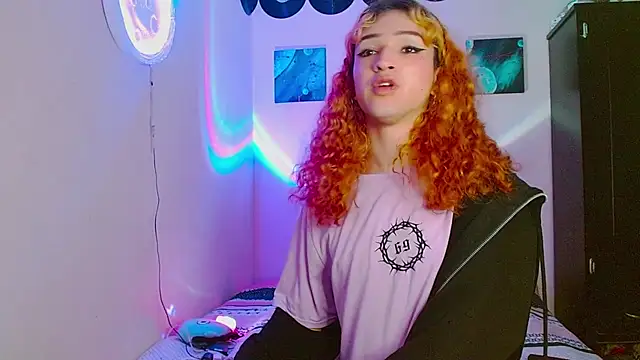 meghan devil  online show from 10-22-25, 04:35