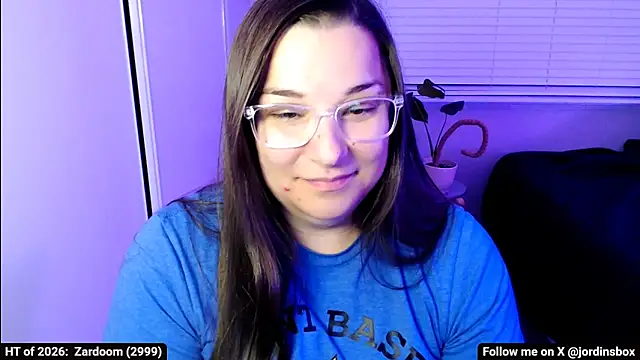 Snapshot of MoonBalloons chatting on 03-22-26, 06:06 MoonBalloons online show from 03-22-26, 06:06