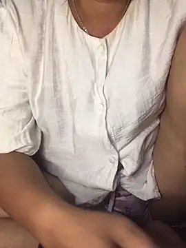 Snapshot of Millionly chatting on 04-16-26, 02:51 Millionly online show from 04-16-26, 02:51