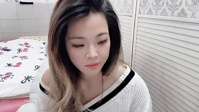 Holiland online show from 11-04-25, 12:43