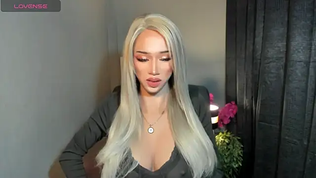 Snapshot of AiraCumSlut chatting on 04-05-26, 02:36 AiraCumSlut online show from 04-05-26, 02:36