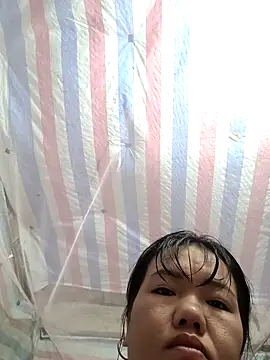 Snapshot of Many_lize chatting on 09-14-25, 11:04 Many lize online show from 09-14-25, 11:04