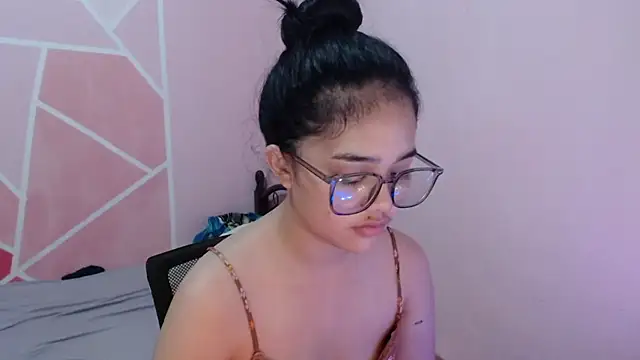 aaliyah walker online show from 11-24-25, 10:48