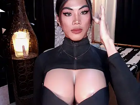 DAYANARAHFOX online show from 10-07-25, 02:36