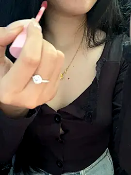 Nancy68 online show from 10-11-25, 08:13