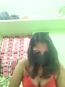 Snapshot of Tamil_Ishu chatting on 09-23-25, 08:28 Tamil Ishu online show from 09-23-25, 08:28